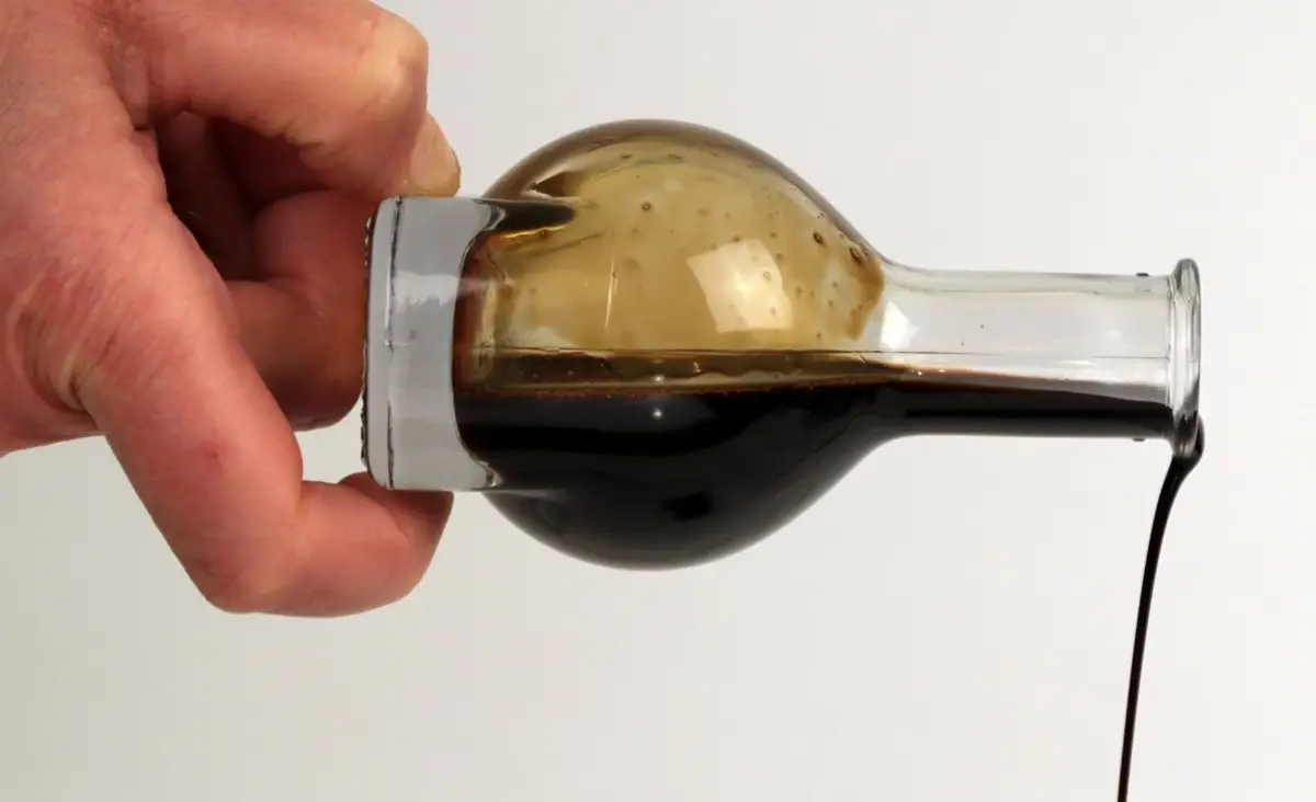 Attenzione all’aceto balsamico industriale: può gonfiare la pancia senza che tu lo sappia