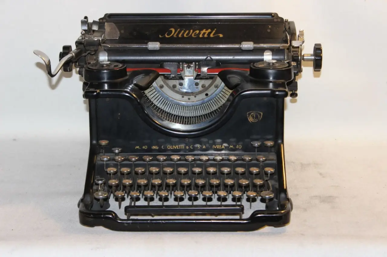 Possiedi questa macchina da scrivere? Il suo valore è incredibile