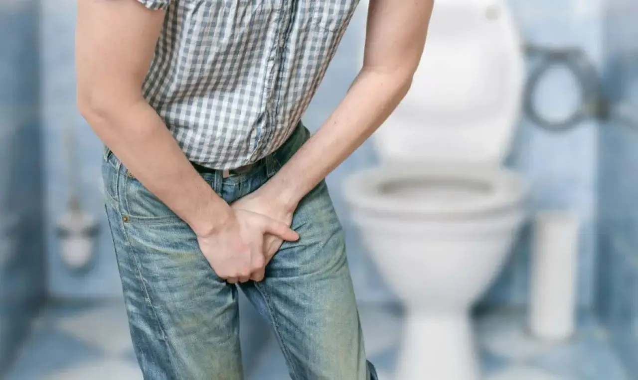 Macchie di urina vecchie e secche? Ecco il trucco definitivo per eliminarle all’istante