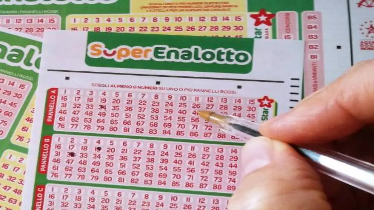 Il trucco per vincere al superenalotto: ecco cosa dicono gli esperti