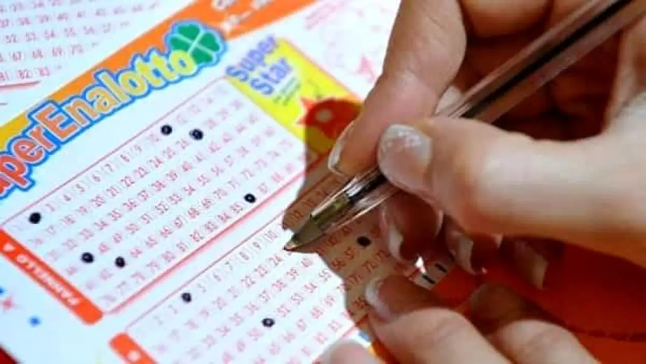 La cifra sorprendente che gli italiani spendono ogni anno in giochi e lotterie