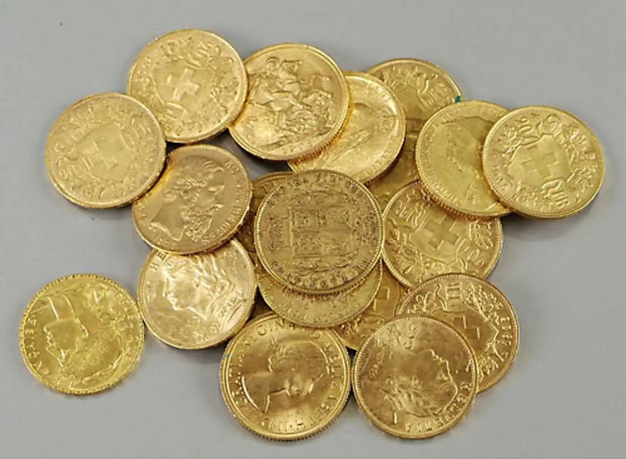 Hai trovato vecchie monete d’oro? Ecco quanto valgono oggi 50 pesos e le valutazioni aggiornate