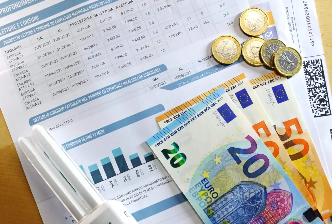Orrore bollette: ecco come difenderti dagli aumenti anche se hai un’offerta bloccata