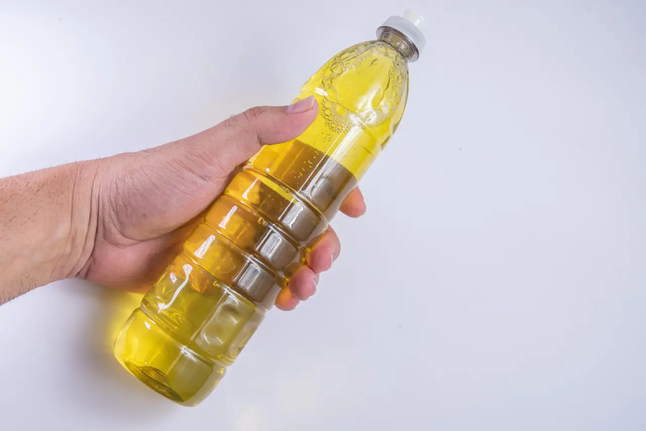 Ricetta per sgrassatore universale fai da te: come fare uno prodotto potente come lo chanteclair in casa