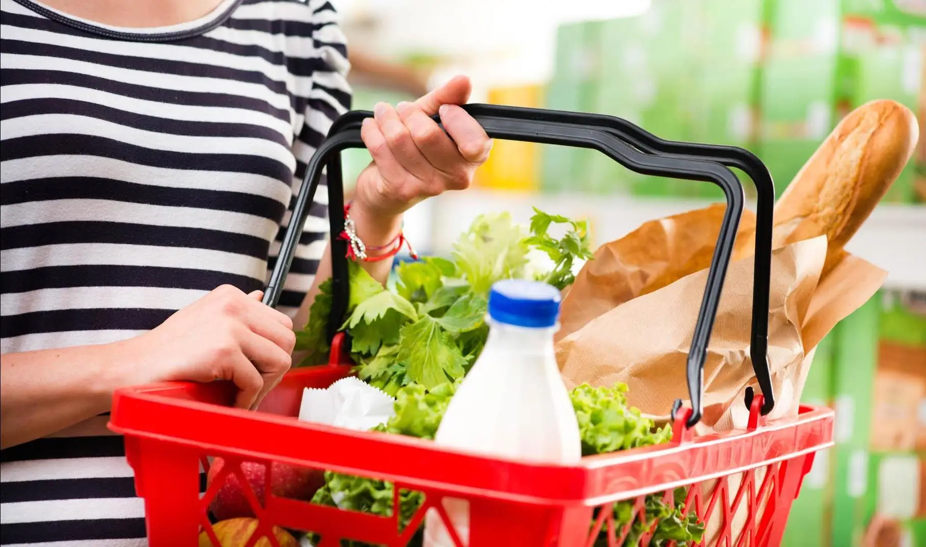 Over 60 a fare la spesa? Ecco dove puoi risparmiare