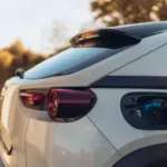 Ricarica, autonomia e incentivi: la guida pratica all’auto elettrica a noleggio
